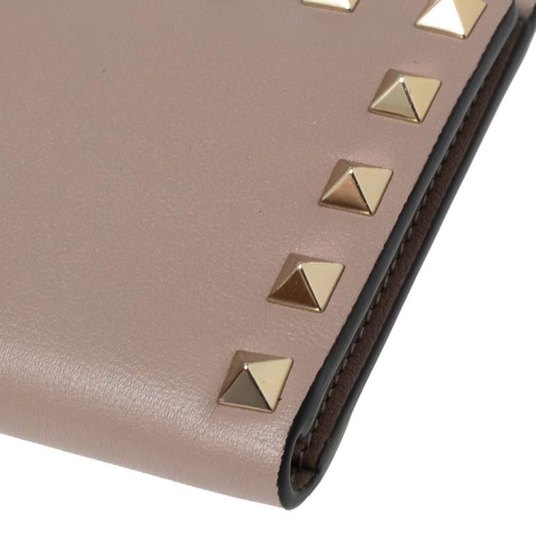Pre Owned Valentino Dusty Pink Leather Rockstud Bifold Card Holder