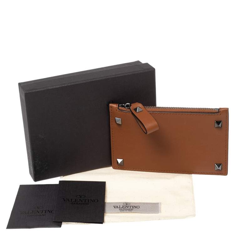 Pre Owned Valentino Tan Leather Rockstud Zip Card Holder 