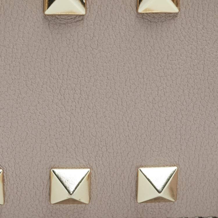 Pre Owned Valentino Poudre Leather Rockstud Card Holder