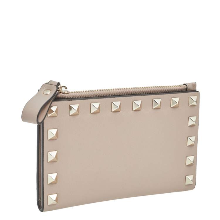 Pre Owned Valentino Beige Leather Rockstud Bifold Card Holder