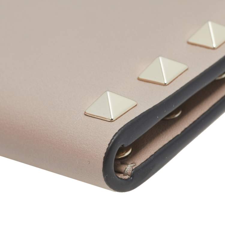 Pre Owned Valentino Beige Leather Rockstud Bifold Card Holder