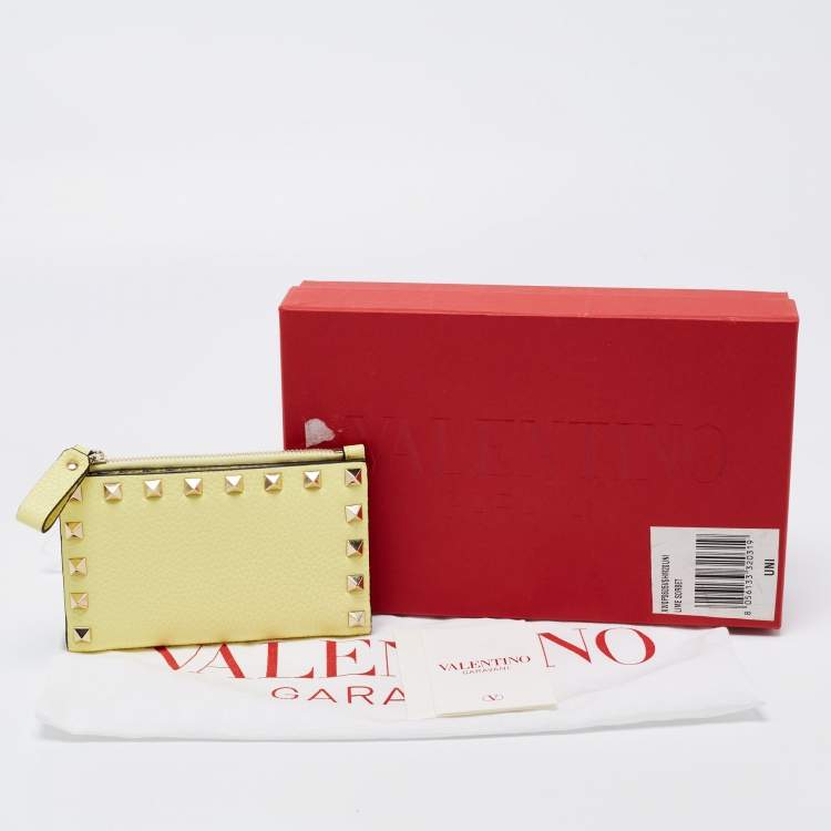 Pre Owned Valentino Yellow Leather Rockstud Zip Card Case