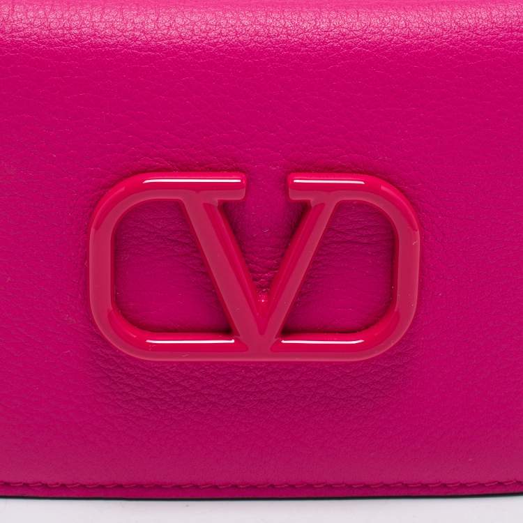 مملوكة مسبقًا Valentino Fuchsia Leather VLogo Card Case
