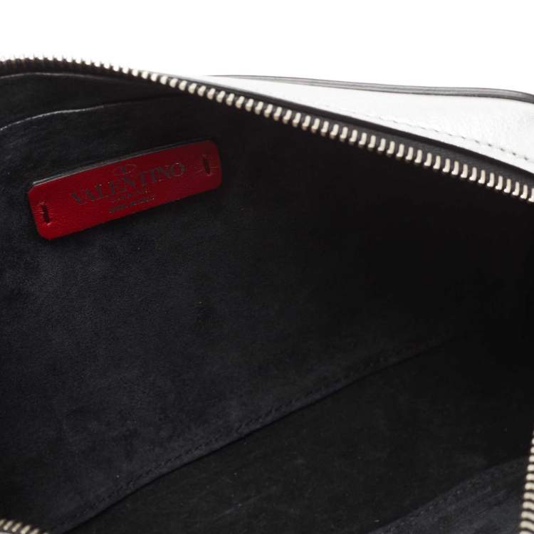 Pre Owned Valentino Silver Leather VLTN Clutch