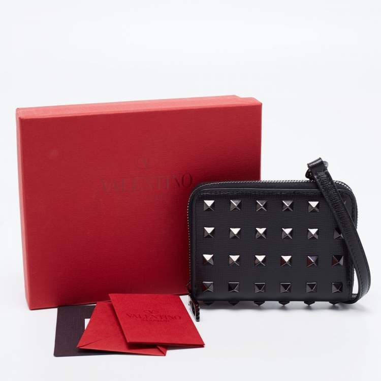 Pre Owned Valentino Black Leather Rockstud Wallet On Strap