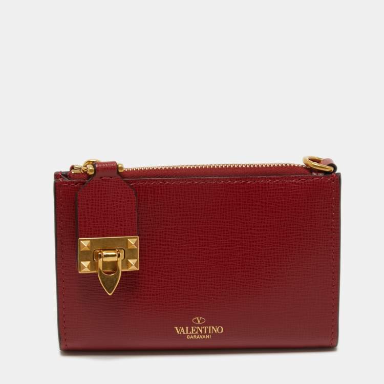 Pre Owned Valentino Red Saffiano Leather Rockstud Twist Lock Zip Wallet 
