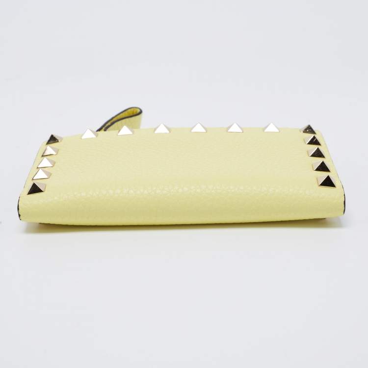 Pre Owned Valentino Yellow Leather Rockstud Zip Card Holder