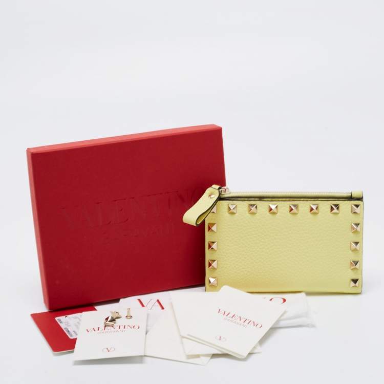 Pre Owned Valentino Yellow Leather Rockstud Zip Card Holder