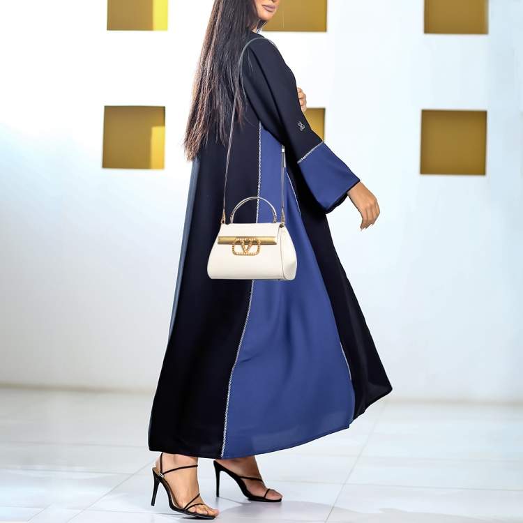 مملوكة مسبقًا Valentino Off White Leather Small Alcove Top Handle Bag