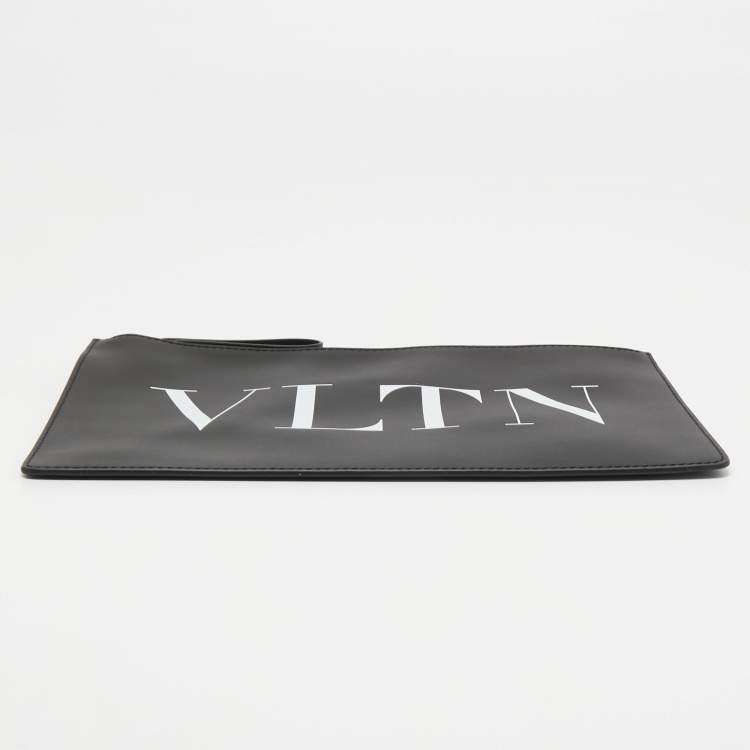 Pre Owned Valentino Black Leather VLTN Clutch