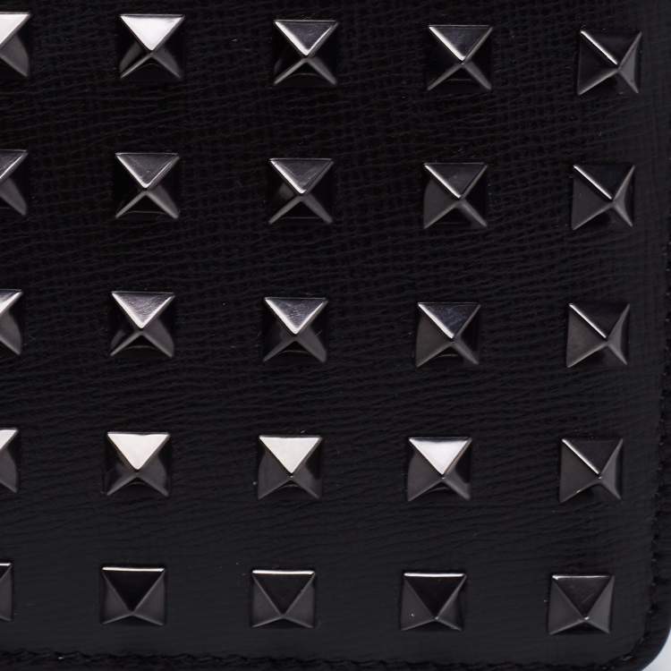 Pre Owned Valentino Black Leather Rockstud Zip Coin Purse