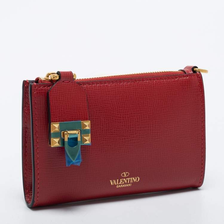 Pre Owned Valentino Red Saffiano Leather Rockstud Twist Lock Zip Wallet 