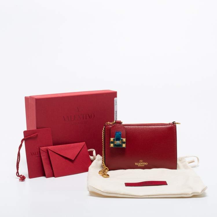 Pre Owned Valentino Red Saffiano Leather Rockstud Twist Lock Zip Wallet 