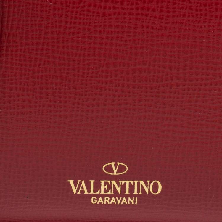 Pre Owned Valentino Red Saffiano Leather Rockstud Twist Lock Zip Wallet 