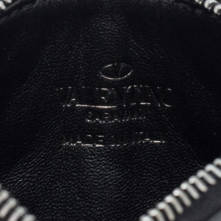 Pre Owned Valentino Black Leather Rockstud Zip Card Case