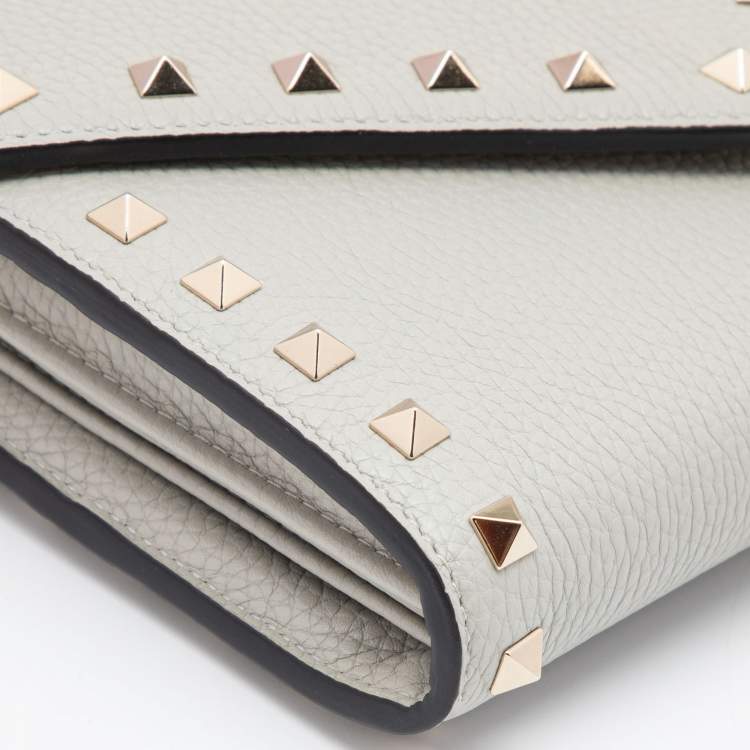 Pre Owned Valentino Grey Leather Rockstud Wallet On chain