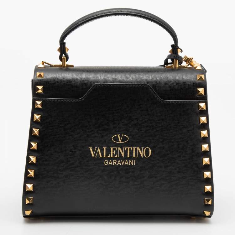 مملوكة مسبقًا Valentino Black Leather Rockstud Top Handle Bag