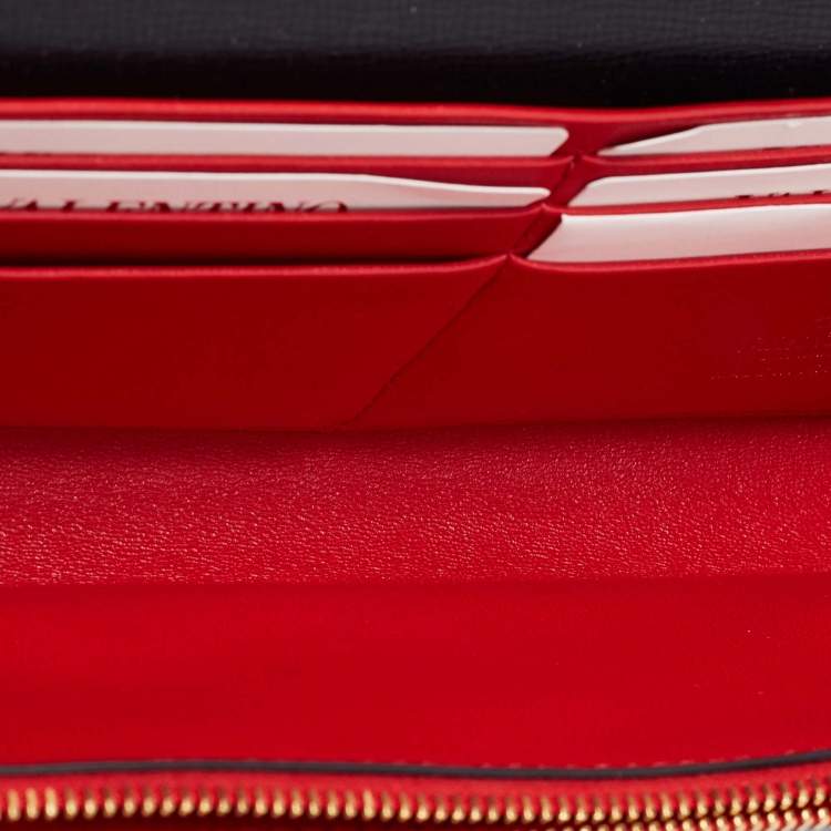 Pre Owned Valentino Black Leather Alcove Wallet On Chain