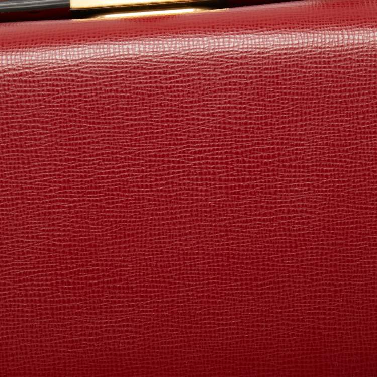 مملوكة مسبقًا Valentino Red Leather Rockstud Alcove Top Handle Bag