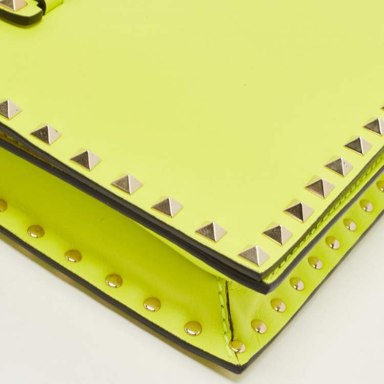 Pre Owned Valentino Neon Yellow Leather Rockstud Flap Wristlet Clutch