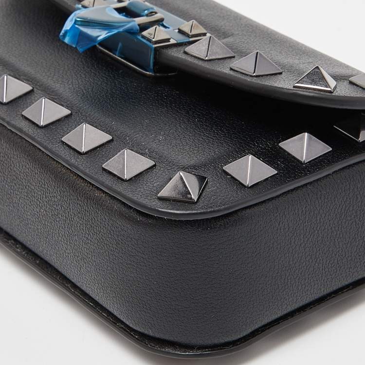 Pre Owned Valentino Black Leather Rockstud Chain Pouch