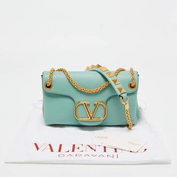 مملوكة مسبقًا Valentino Mint Green Leather Stud Sign Shoulder Bag