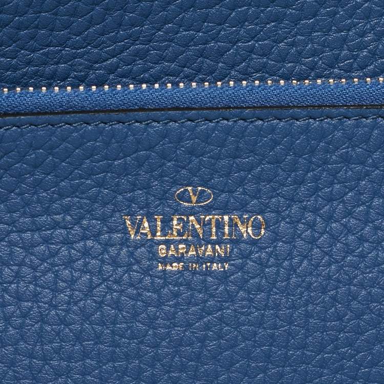 Pre Owned Valentino Blue Grained Leather Rockstud Flap Clutch
