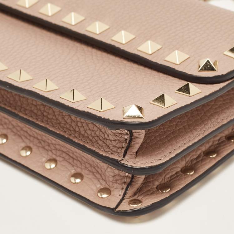 Pre Owned Valentino Old Rose Leather Rockstud Chain Clutch