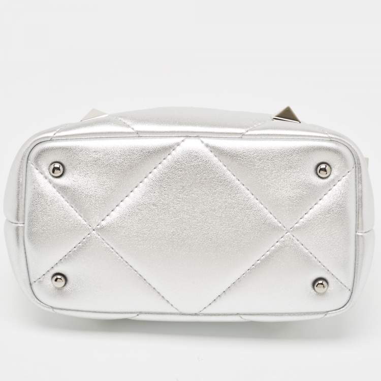 Pre Owned Valentino Silver Quilted Leather Small Roman Stud Top Handle Bag