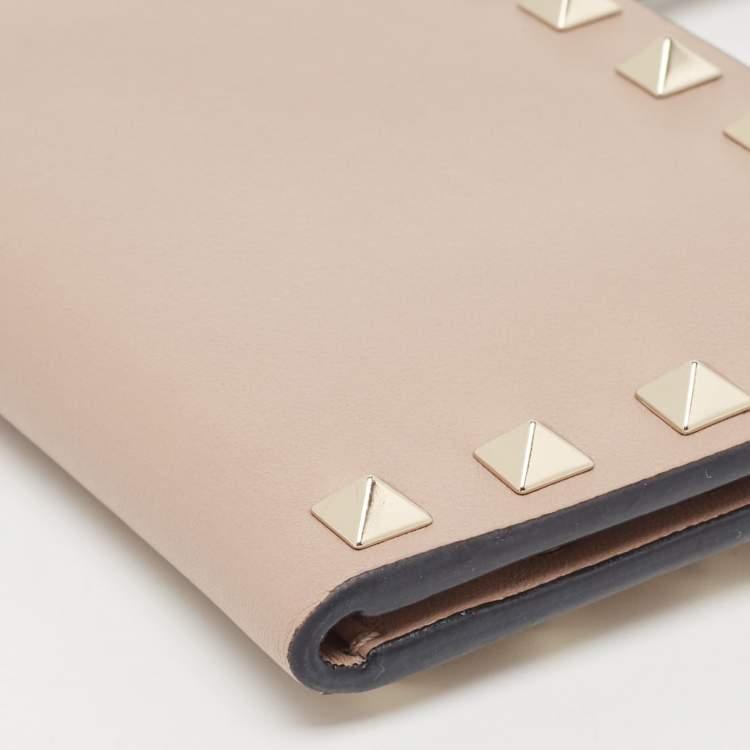 Pre Owned Valentino Dusty Pink Leather Rockstud Compact Wallet
