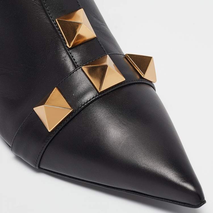 Pre Owned Valentino Black Leather Stud Ankle Boots Size 38.5