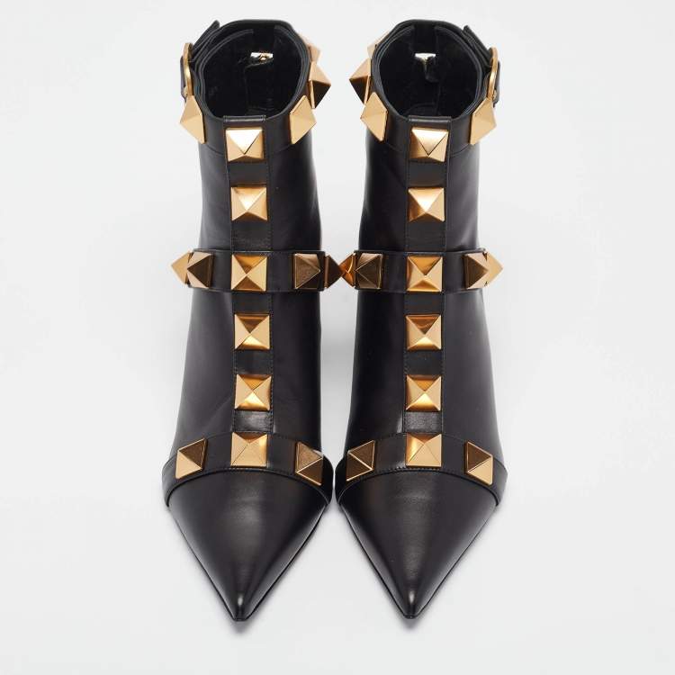 Pre Owned Valentino Black Leather Stud Ankle Boots Size 38.5
