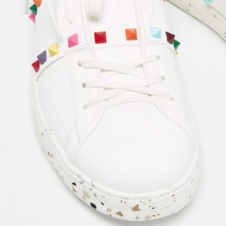 Pre Owned Valentino White Leather Rockstud Low Top Sneakers Size 44