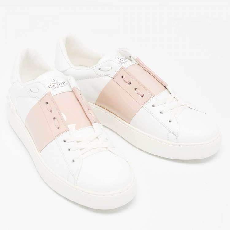 Pre Owned Valentino White/Beige Leather Rockstud Low Top Sneakers Size 38