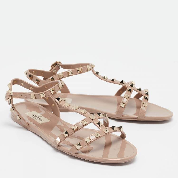 Pre Owned Valentino Dusty Pink Rubber Rockstud Ankle Strap Flat Sandals Size 39