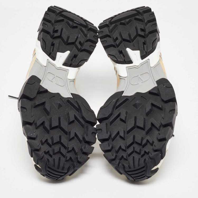 Pre Owned Valentino Cream/Black Mesh Fabric and Leather Climbers Sneakers Size 39
