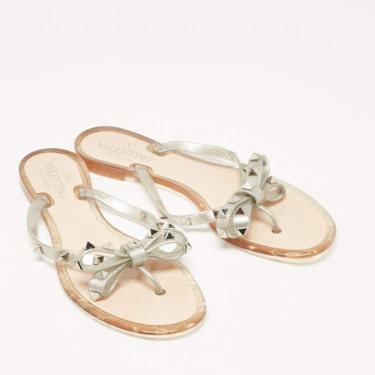 Pre Owned Valentino Silver Glitter Jelly Rockstud Bow Thong Flats Size 38