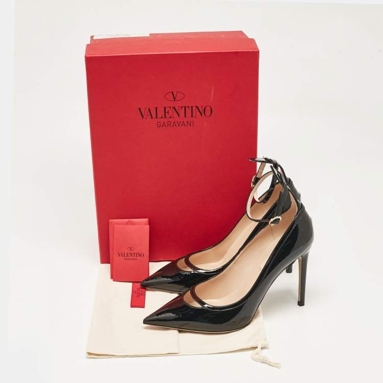 مملوكة مسبقًا Valentino Black Patent Leather Pointed Toe Ankle Strap Pumps Size 37