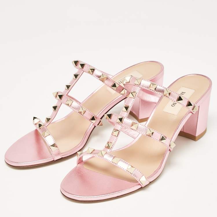 Pre Owned Valentino Metallic Pink Leather Rockstud Slide Sandals Size 38.5