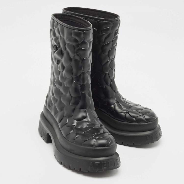 Pre Owned Valentino Black Rubber Atelier 03 Rose Edition Rain Boots Size 37