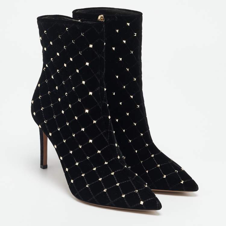 Pre Owned Valentino Black Quilted Velvet Rockstud Pointed Toe Ankle Length Boots Size 37