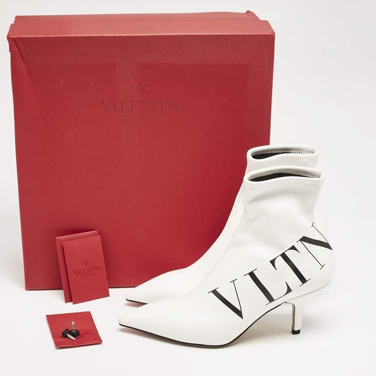Pre Owned Valentino White Leather VLTN Sock Ankle Length Boots Size 37