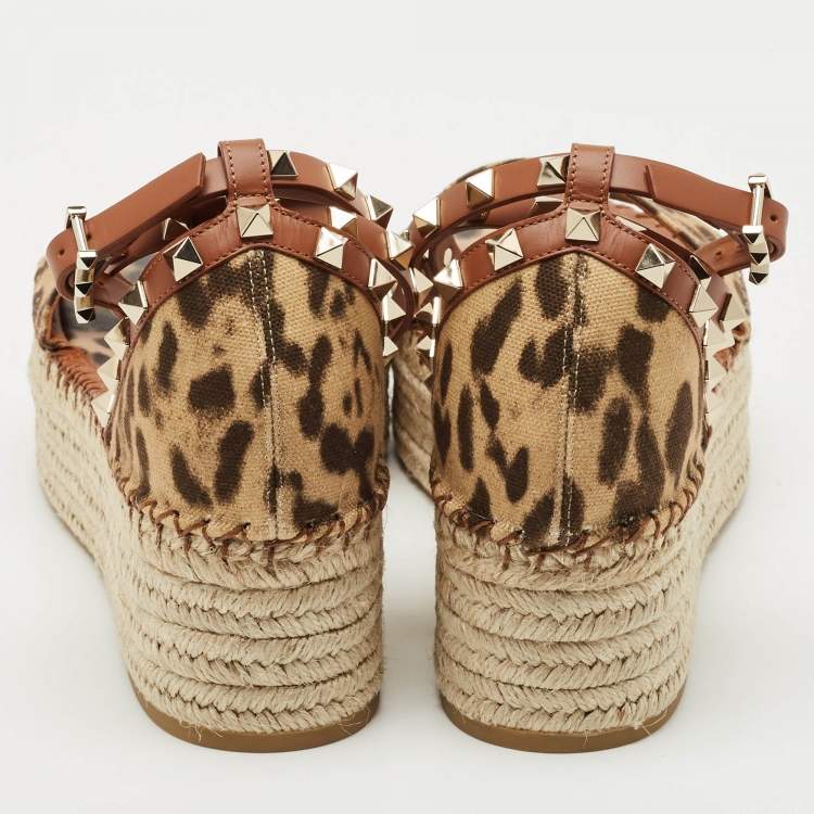 Pre Owned Valentino Beige Leopard Print Canvas Rockstud Espadrille Platform Sandals Size 39