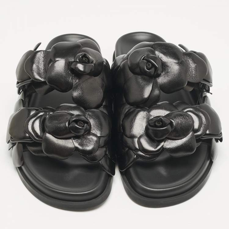 Pre Owned Valentino Black Leather Atelier 03 Rose Edition Flat Slides Size 37