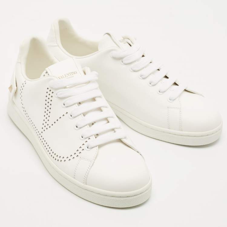 Pre Owned Valentino White Leather Rockstud Sneakers Size 39.5