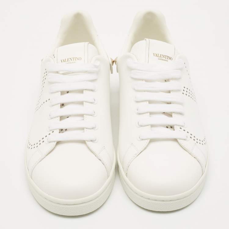 Pre Owned Valentino White Leather Rockstud Sneakers Size 39.5