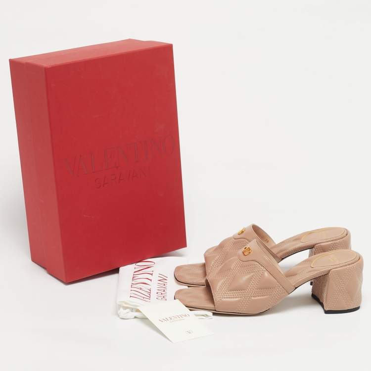 Pre Owned Valentino Dusty Pink Leather Quiltie 67 Slide Sandals Size 39