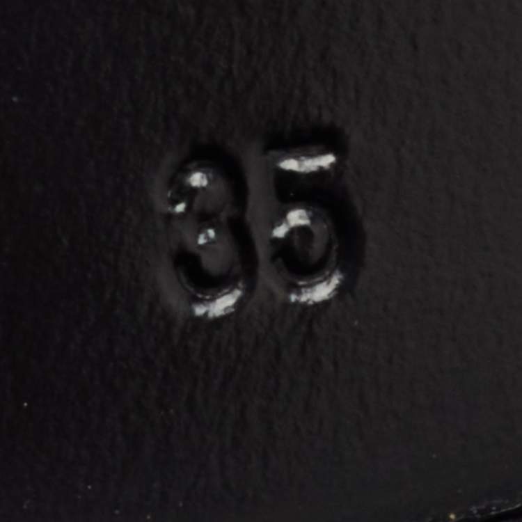 Pre Owned Valentino Gold Leather VLogo Chain Slip On Loafers Size 35