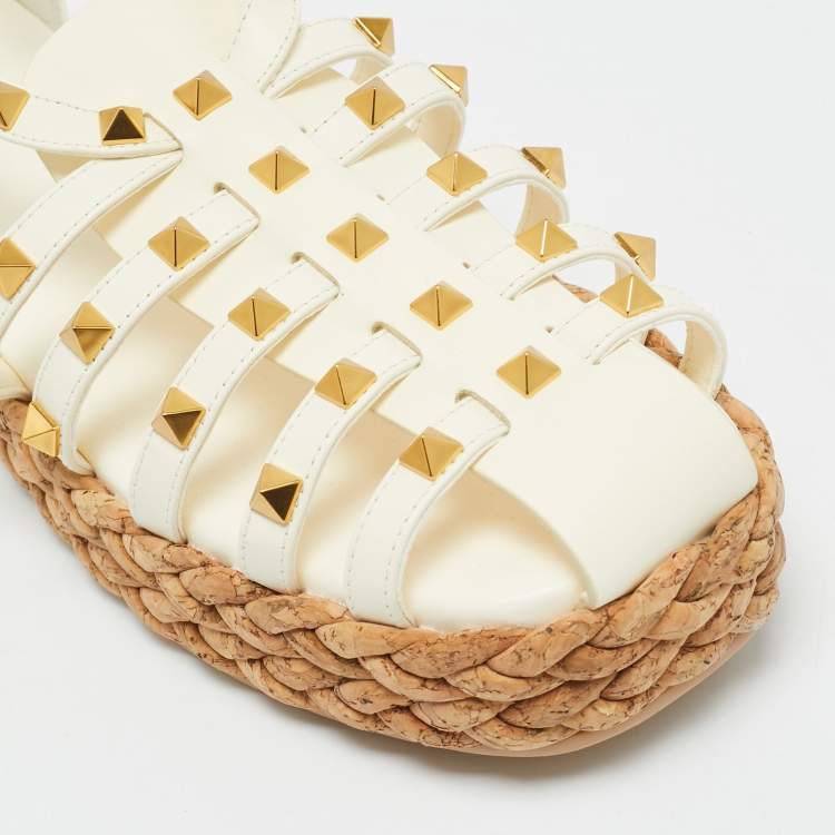 Pre Owned Valentino Rockstud Size 38 Cream Leather Cork Flat Sandals