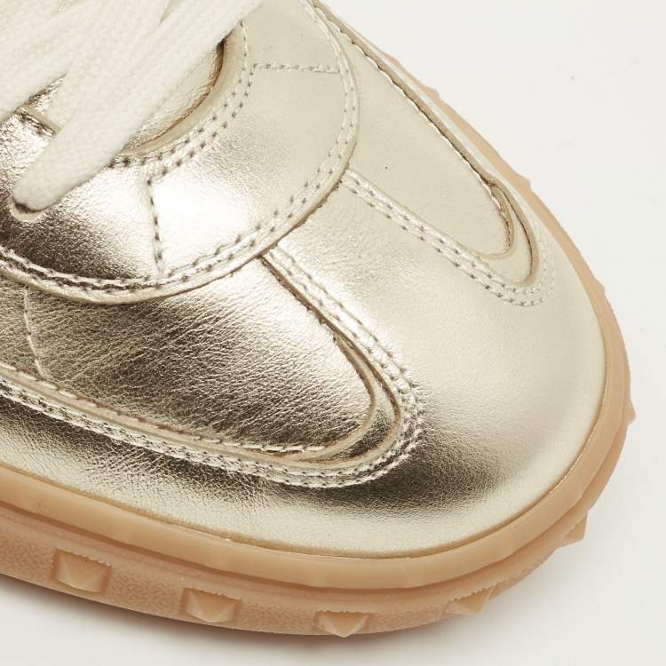 Pre Owned Valentino Upvillage Size 41 Gold Leather Low Top Sneakers